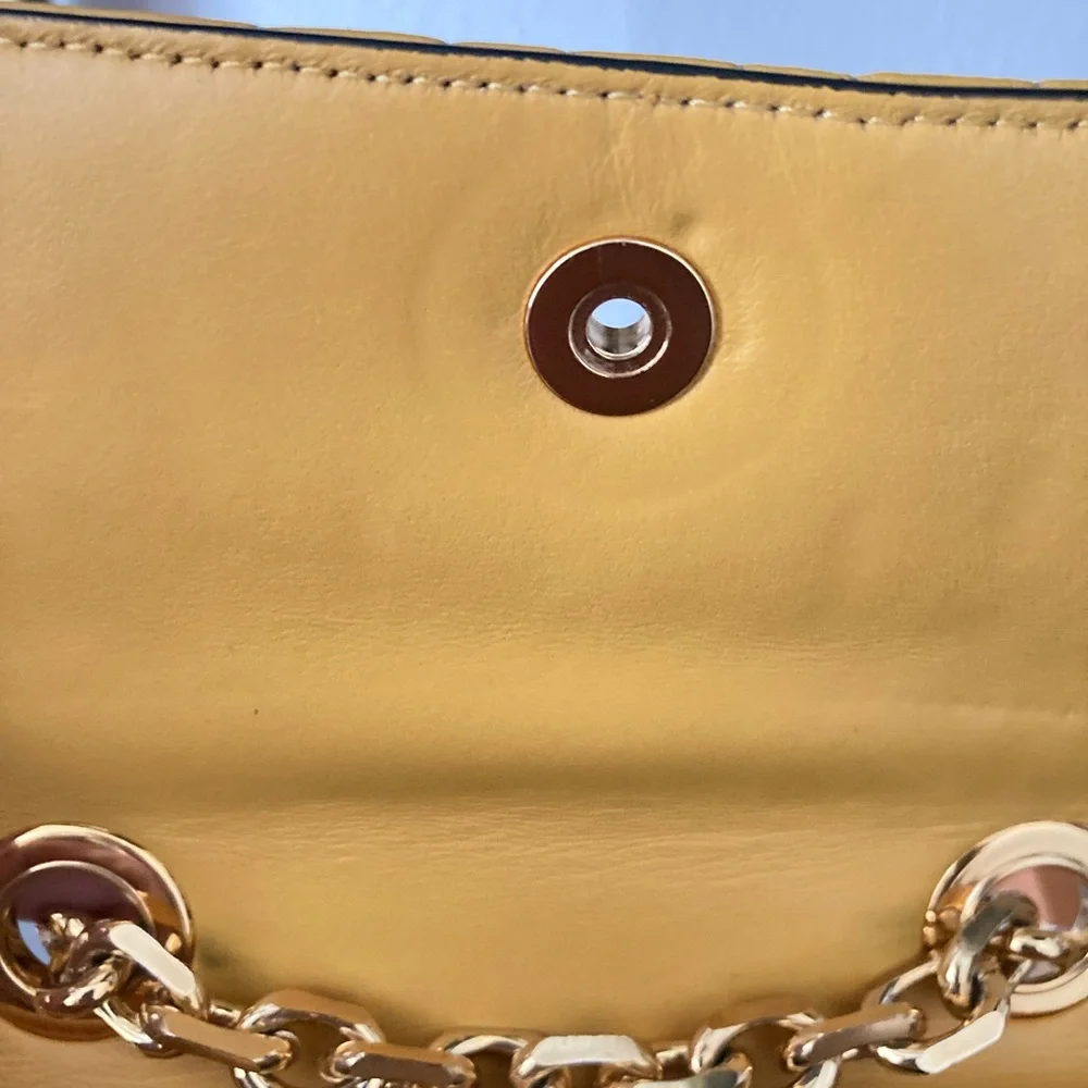 50% off SALE Moschino Mustard Quilted Chain Crossbody Bag - Picture 10 of 13